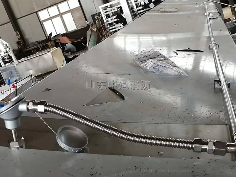 諸城機(jī)械廠(chǎng)油炸機(jī)二氧化碳自動(dòng)滅火裝置現(xiàn)場(chǎng)安裝
